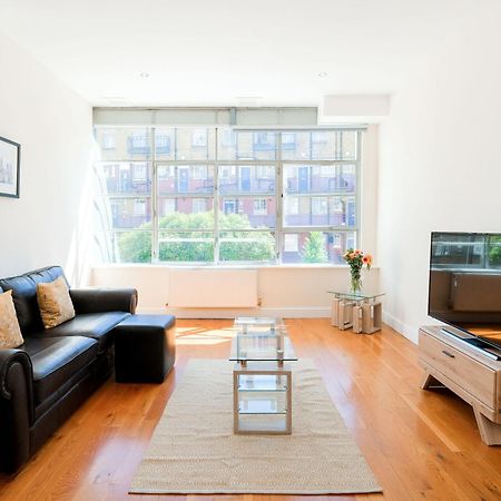 Appartement Lovely 2 Bed Flat In Canal Side Gated Development à Londres Extérieur photo