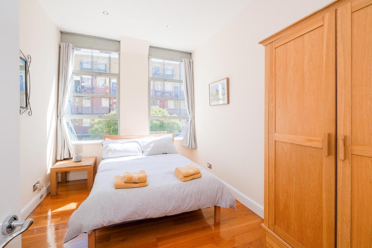 Appartement Lovely 2 Bed Flat In Canal Side Gated Development à Londres Extérieur photo